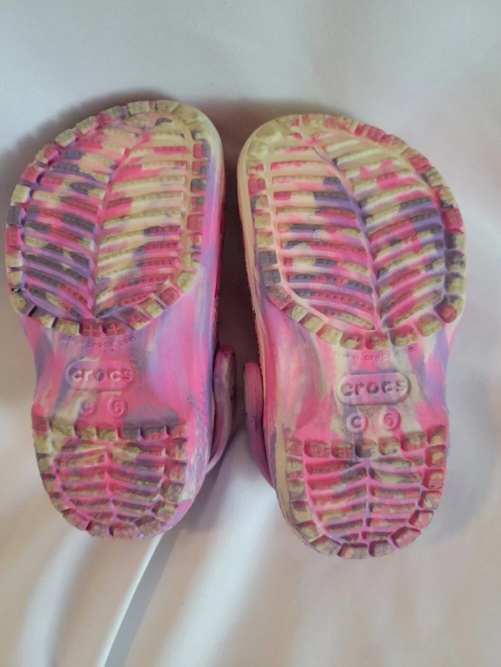 Crocs Classic Marbled Clog Kids Toddler Size C 6 Pink Purple White Swirl EUC